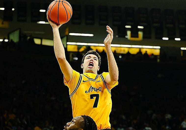 Álvaro Folgueiras buscará un nuevo equipo en la NCAA