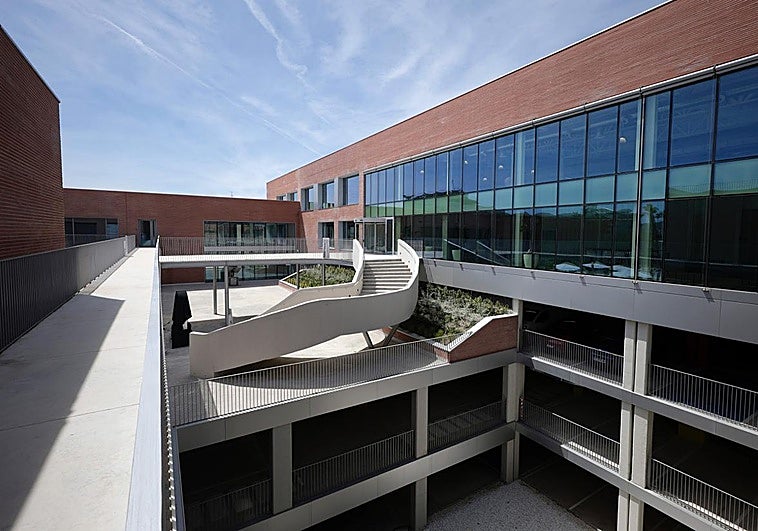 Málaga TechPark cuenta con un nuevo edificio capaz de albergar empresas de microelectrónica