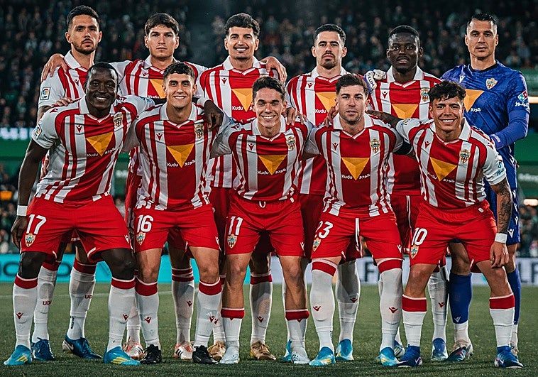 El Almería, un 'coco' de Segunda con mucha pólvora