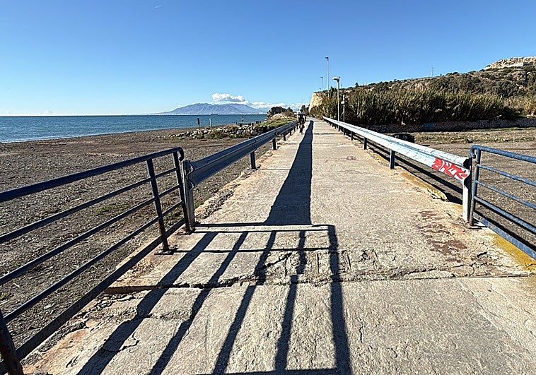 Rincón de la Victoria adjudica la restauración y adecuación del puente del arroyo Totalán
