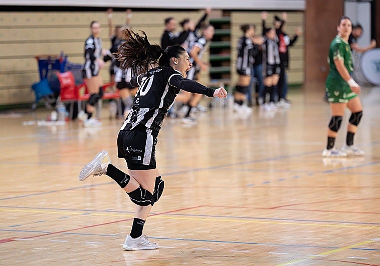 Sole López, entre tres y cuatro meses de baja