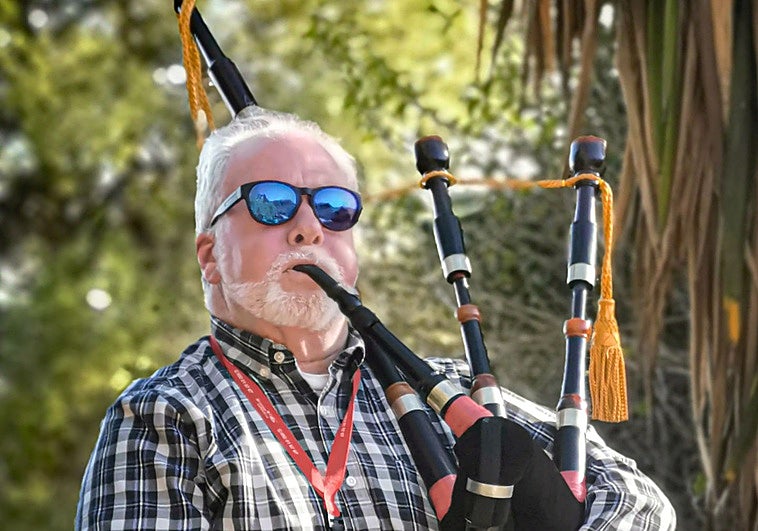 El misterio de la gaita que suena cada domingo en una loma de Benalmádena