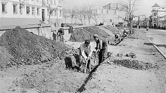 Estampas de Málaga | Dos generales y un comandante en el callejero malagueño