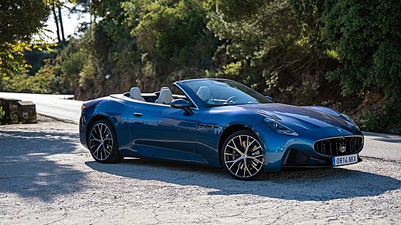 Maserati GranCabrio: el Olimpo del automóvil en receta de Grand Tour