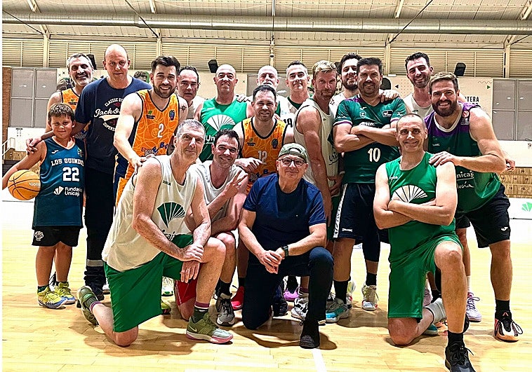 El Unicaja Máster, ante un atractivo encuentro contra la selección de veteranos de la Axarquía