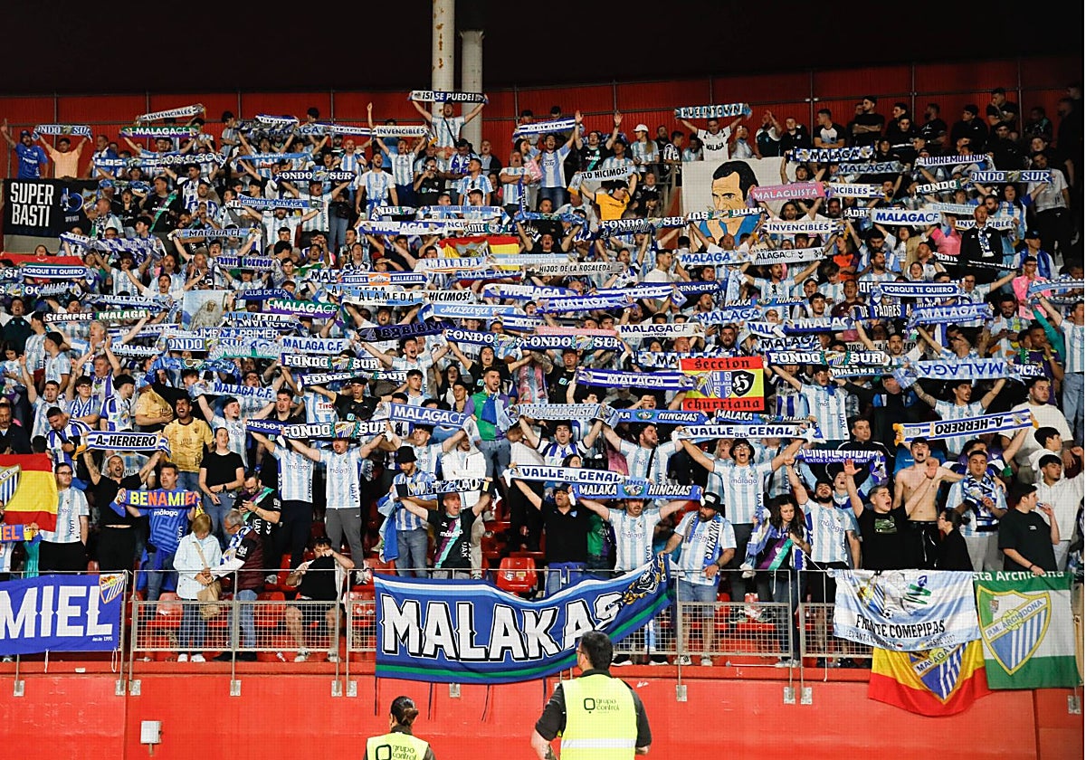 La afición malaguista prepara un gran desembarco en busca de los 'play-off'