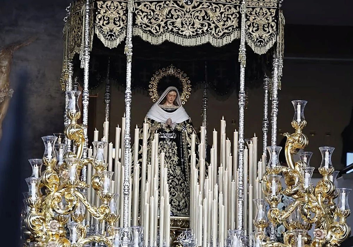 El Obispado deniega el traslado de la Virgen de la Soledad de Mena al convento de las Hermanas de la Cruz
