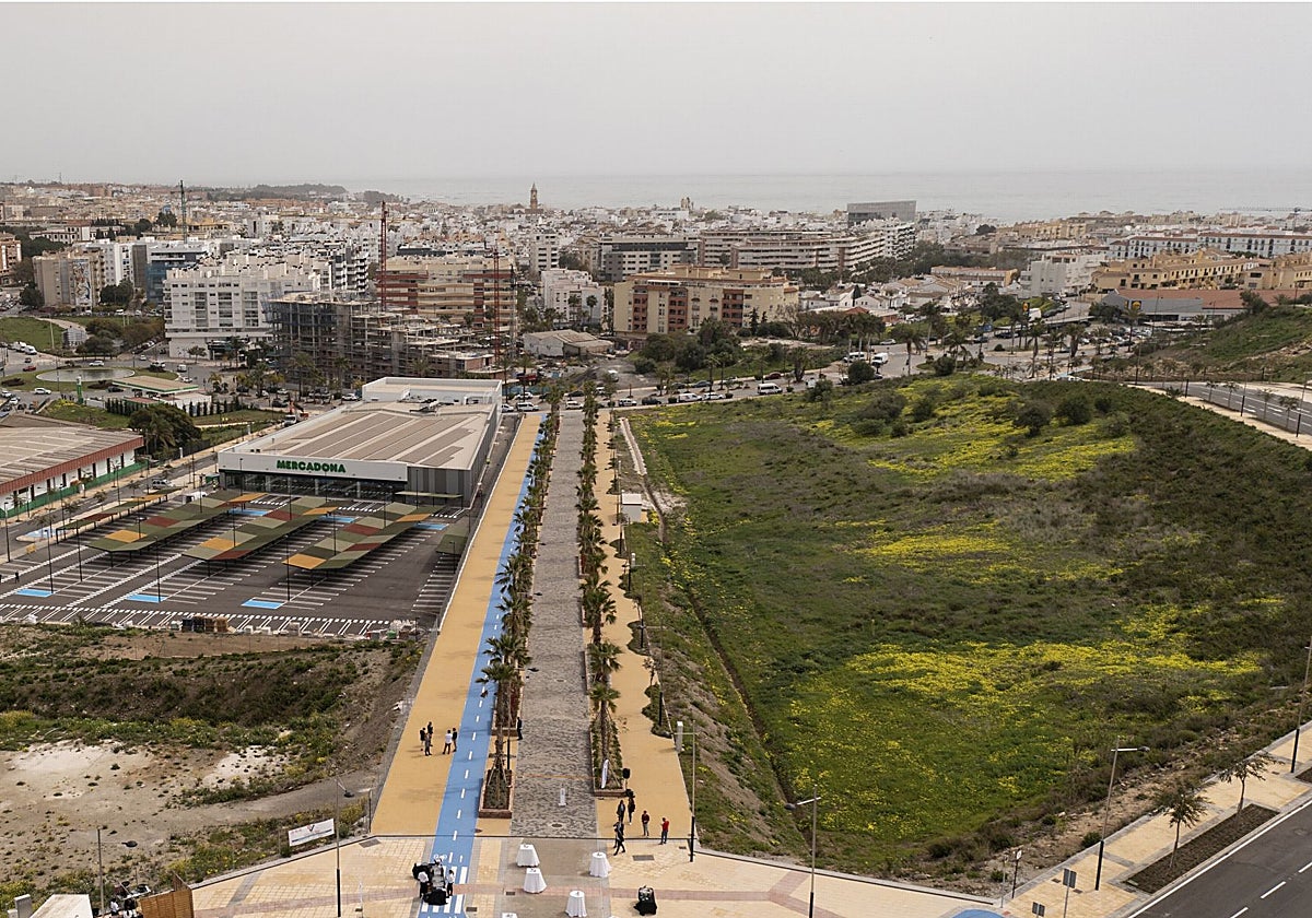 Estepona tendrá un complejo deportivo con piscina cubierta y pistas de tenis, pádel y petanca
