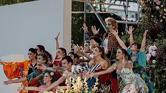 Actores de'Godspell', el musical de Antonio Banderas, actúan ante el Papa en su encuentro con los jóvenes en Madrid