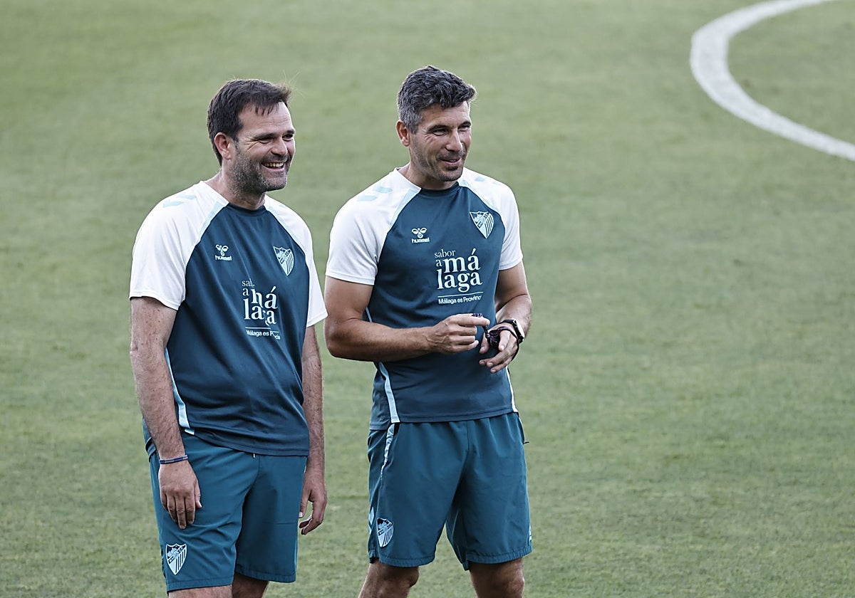 Sesión de recuperación para los titulares malaguistas, que sólo harán dos entrenamientos antes de la final