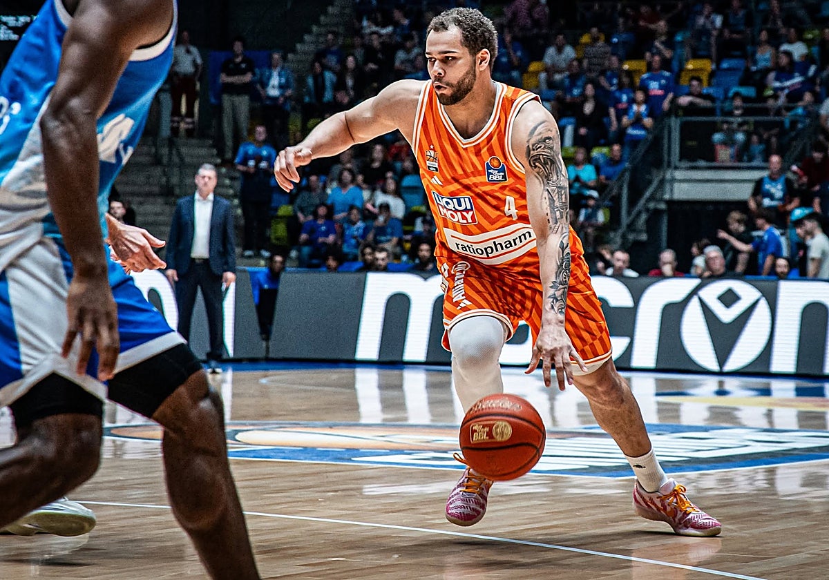 El alero Chris Ledlum, entre los favoritos del Unicaja para reforzar la línea exterior