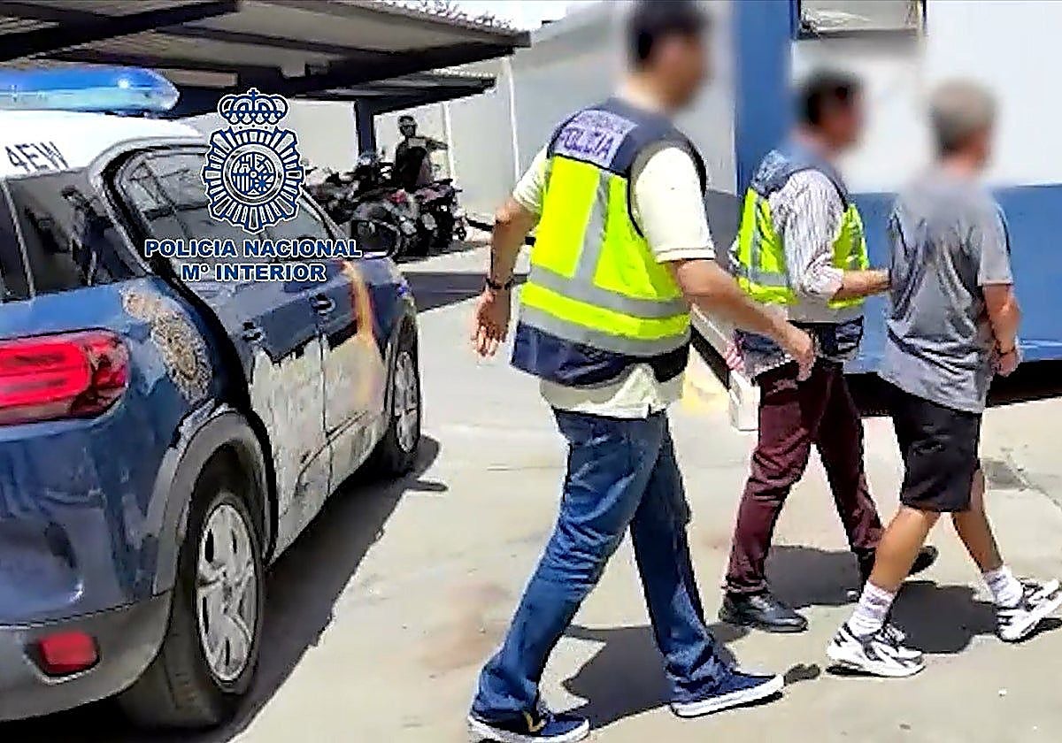 Un profesor particular de Estepona, condenado a 34 años de cárcel por abusos a cinco menores