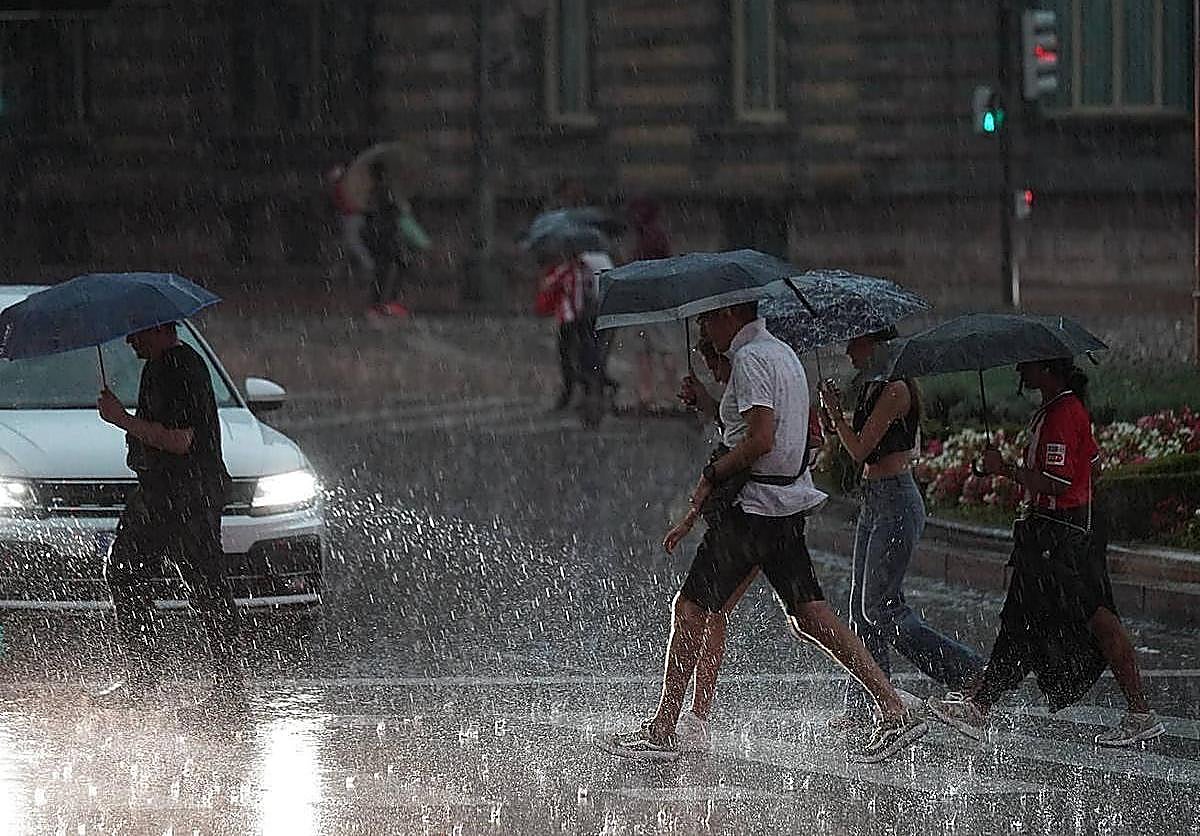 Cambio de tiempo en Andalucía: Aemet avisa de posibles chubascos a mitad de semana