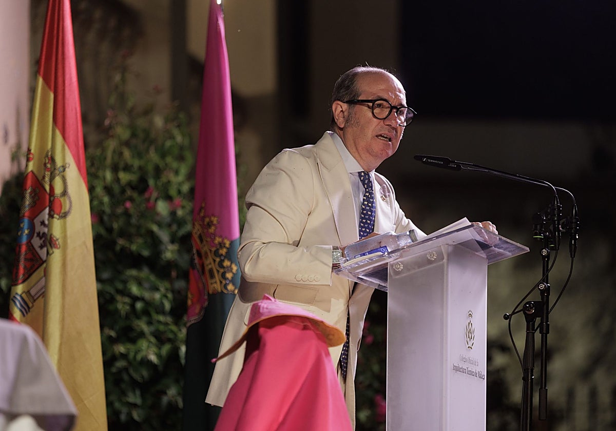Trujillo aúna juventud y poesía para reivindicar los toros como «un refugio de libertad»