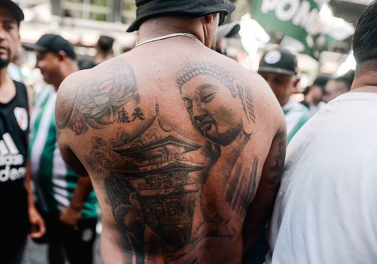 Un casting busca hombres tatuados para el rodaje de una serie internacional en Málaga