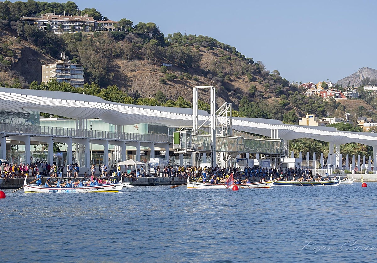 Una imagen de la regata de la edición de 2025 en el Muelle Uno.