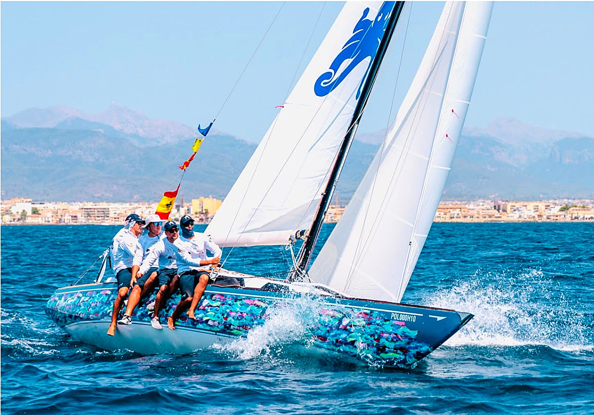 El equipo Estrella del Viento, rumbo a su segundo título de la Copa del Rey de Barcos de Época