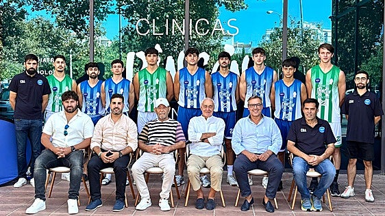 Puesta de largo de un Rincón Dental Axarquía que debuta esta temporada en la Tercera FEB