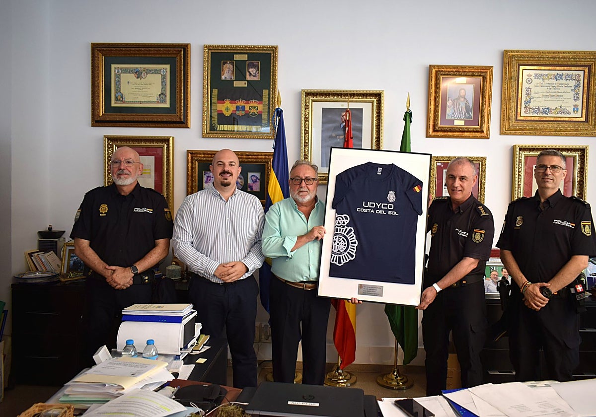 Alhaurín de la Torre quiere una Unidad de Documentación permanente de la Policía Nacional