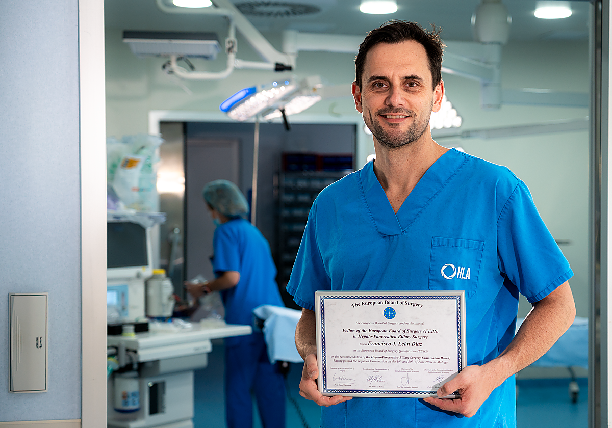 Un cirujano de HLA Hospital Universitario El Ángel logra la máxima certificación europea en cirugía hepatobiliopancreática
