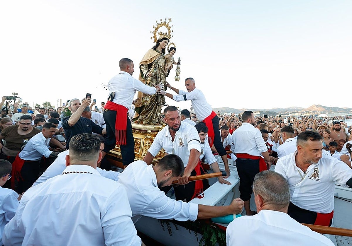 Virgen del Carmen de Huelin avancerar sin procession på söndagsmorgonen för fotbolls-VM-finalen