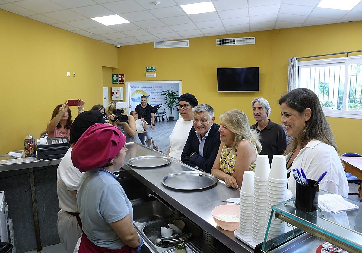 Marbella destinará 300.000 euros a la labor de integración de la asociación Aspandem