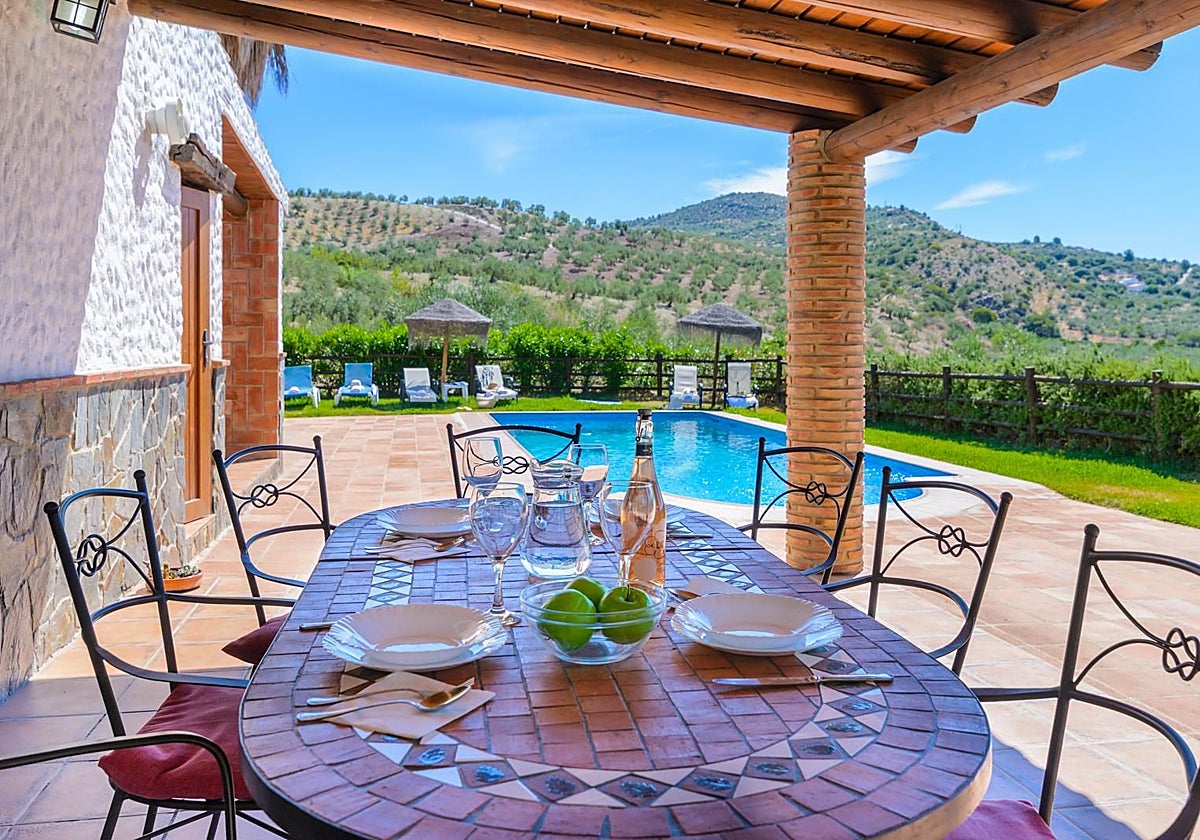 Las casas rurales de la provincia de Málaga rozarán el lleno este mes de agosto