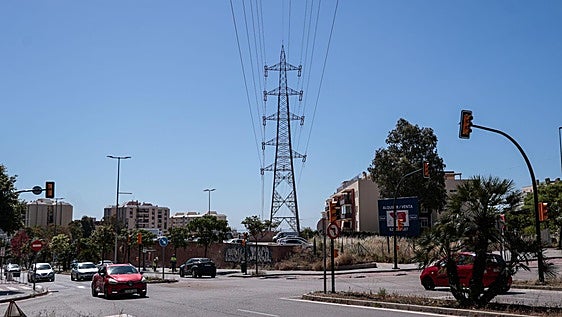 La crisis de la electricidad se agudiza y los proyectos bloqueados crecen un 8% en un mes en Málaga