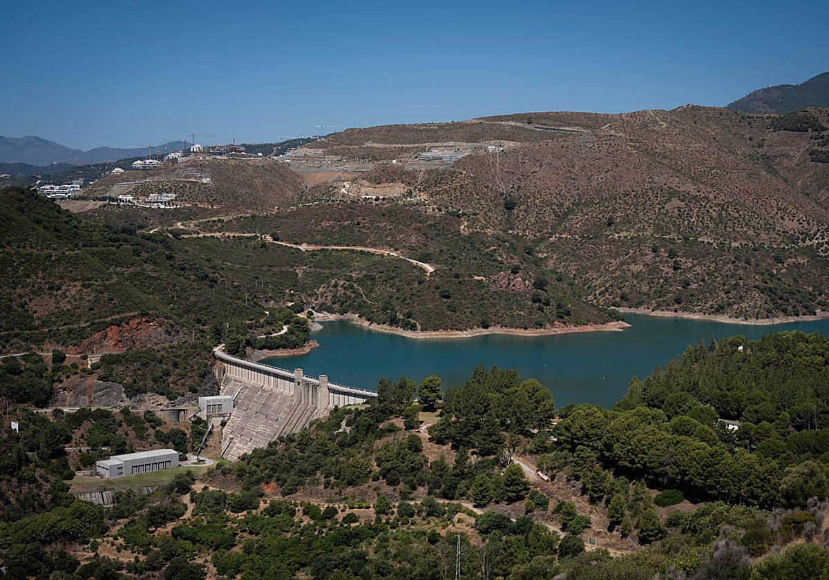 Los embalses encaran su mejor septiembre en 13 años pero Málaga necesita aún seis obras clave