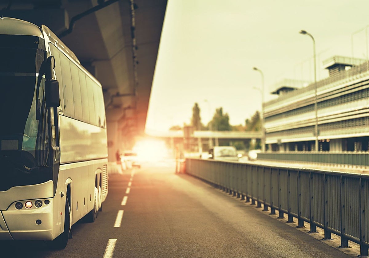 El aeropuerto de Málaga estrenará un modelo operativo que agilizará el tráfico de autobuses
