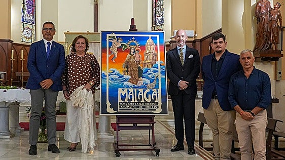 La Virgen del Carmen de Huelin surcando el mar con la Catedral de fondo protagoniza el cartel del Rosario de las Glorias