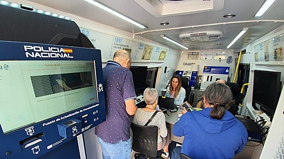 La Unidad Móvil para renovar el DNI y el pasaporte visitará Rincón de la Victoria