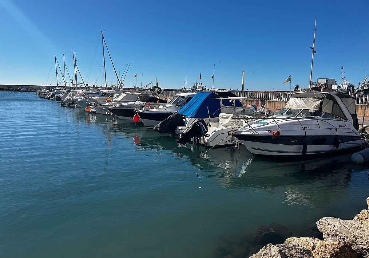 La Junta refuerza la seguridad en cuatro puertos malagueños con un nuevo contrato
