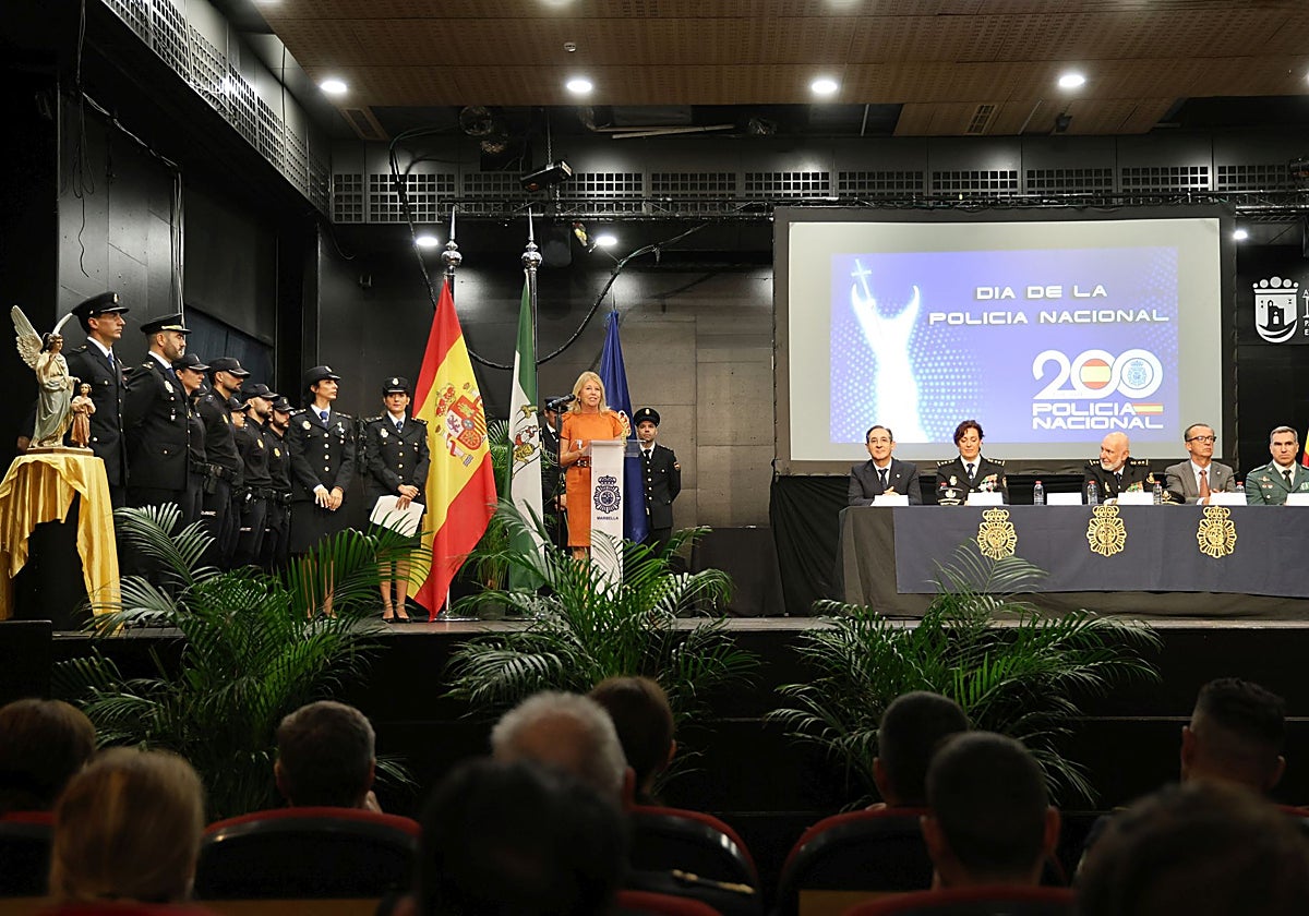 Compromiso, colaboración y agradecimientos: la Policía Nacional celebra su día en Marbella