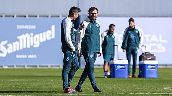 Funes, sin su ayudante hasta el duelo ante la Real Sociedad