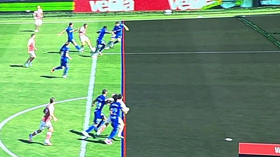 El gol anulado a Dotor por fuera de juego: falló el semiautomático y volvieron las líneas
