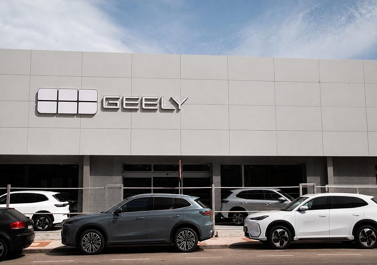 Grupo Nieto inaugura en Málaga su nuevo concesionario oficial GEELY Grupo Nieto