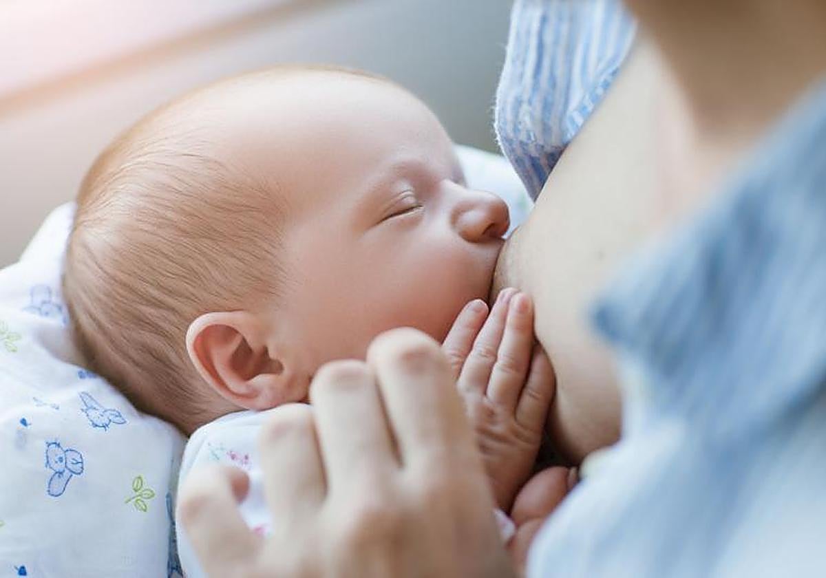 Un estudio revela nuevos beneficios de la lactancia materna en la microbiota de los bebés