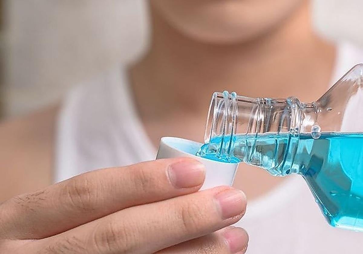 Alerta sanitaria | Retiran un conocido enjuague bucal infantil por estar contaminado