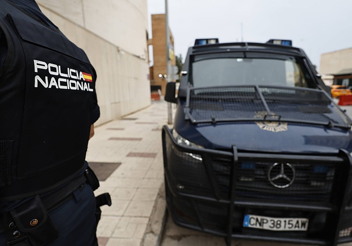 Luto en Antequera tras el crimen de María, la joven asesinada a puñaladas por su exmarido