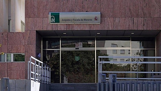 La Fiscalía recibe una carta de alumnos de un colegio de Málaga por «miedo» a un compañero conflictivo y piden «protección»