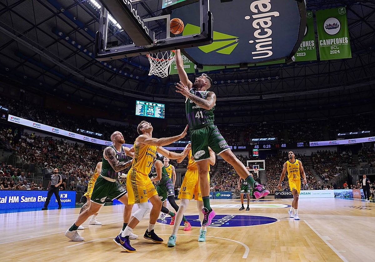 Vídeo resumen de la derrota del Unicaja ante el Tenerife