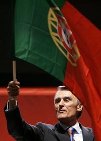 Cavaco Silva se convierte en el primer presidente conservador de Portugal