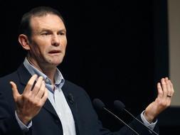 Ibarretxe advierte de que el juicio por su reunión con Batasuna conllevará «daños colaterales»