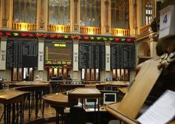 El Ibex cae el 0,82% pero no renuncia a los 12.000 puntos