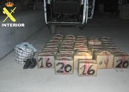 Incautados 2.600 kilos de hachís en dos operaciones en Cádiz y Canarias