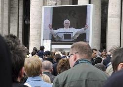 El Vaticano anima a denunciar los casos de curas pederastas en una carta colgada en su web