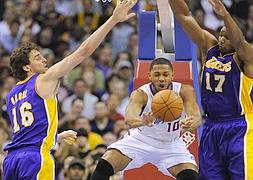 Gordon y Griffin desquician a los Lakers