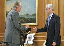 Zapatero pide una respuesta «firme, articulada, clara y rápida» en Europa