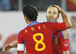 Siete españoles optan a formar parte del 'Equipo del año 2011 UEFA'